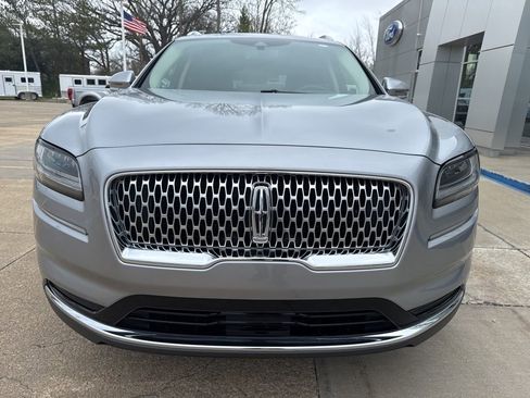 Used 2022 Lincoln Nautilus FWD image 32