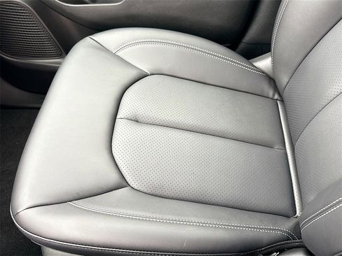 New 2026 Chrysler Pacifica Select image 21