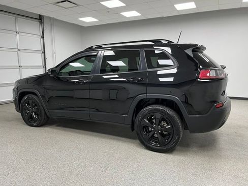 Used 2021 Jeep Cherokee Latitude Plus FWD image 6