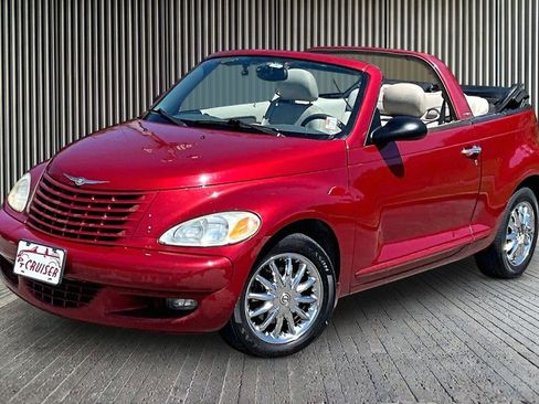 Used 2005 Chrysler PT Cruiser Touring FWD image 13