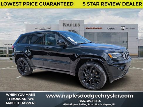 Used 2022 Jeep Grand Cherokee Laredo X AWD/4WD image 1
