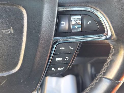 Used 2019 Lincoln Navigator Reserve AWD/4WD image 22