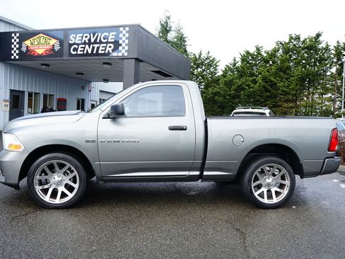 Used 2012 RAM 1500 Express image 2