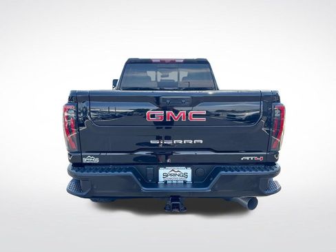 Used 2025 GMC Sierra 2500 AT4 w/ AT4 Premium Plus Package AWD/4WD image 4
