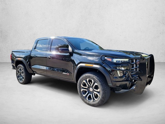 Used 2023 GMC Canyon AT4 w/ AT4 Premium Package AWD/4WD image 3