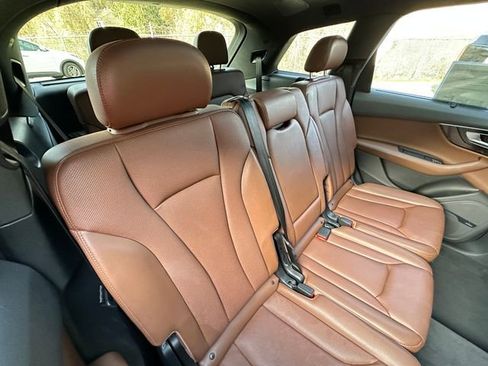 Used 2018 Audi Q7 3.0T Premium Plus w/ Premium Plus Package image 45