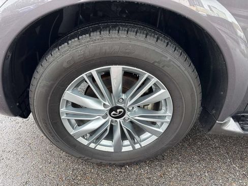 Used 2024 INFINITI QX80 Luxe AWD/4WD image 4