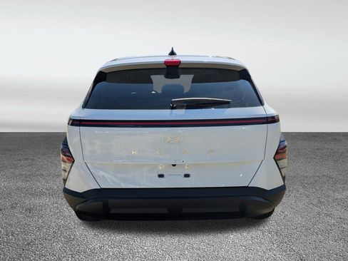 New 2026 Hyundai Kona SE image 5