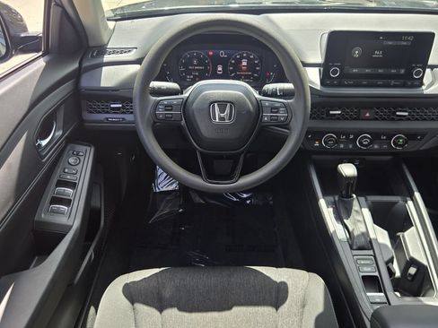 Used 2025 Honda Accord SE image 12