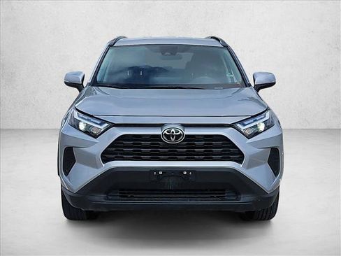 Used 2025 Toyota RAV4 XLE image 2