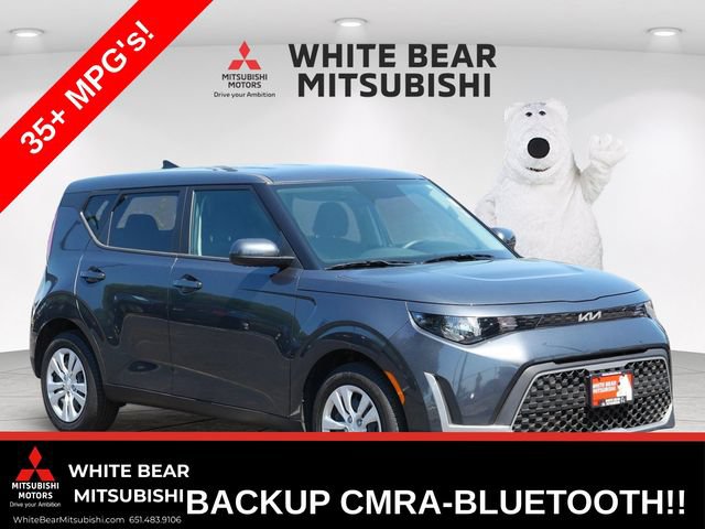 Used 2025 Kia Soul LX FWD image 1