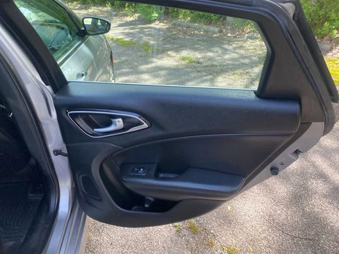 Used 2016 Chrysler 200 C AWD/4WD image 21