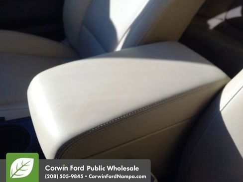 Used 2017 Subaru Outback 2.5i Limited image 19