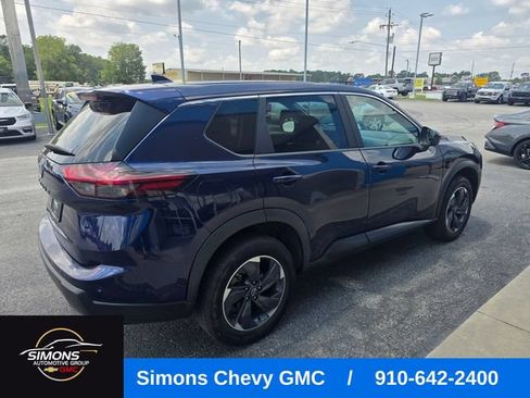Used 2025 Nissan Rogue SV FWD image 5