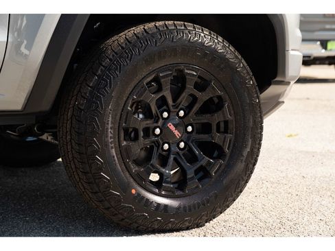New 2026 GMC Canyon Elevation AWD/4WD image 10