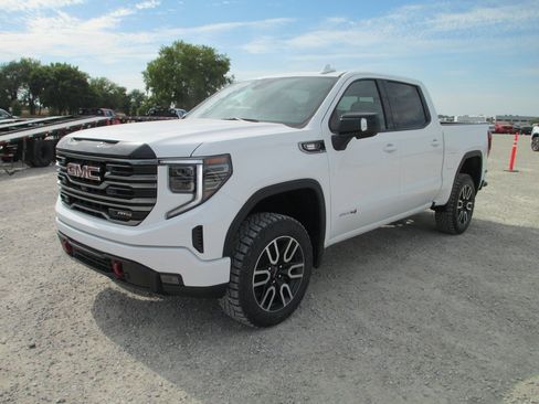 New 2026 GMC Sierra 1500 AT4 w/ AT4 Premium Package image 10