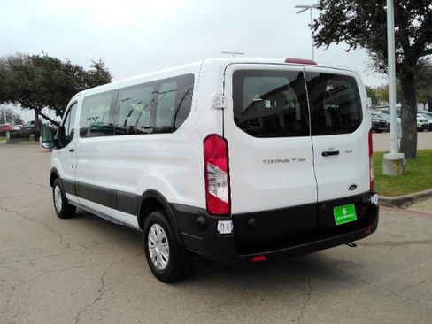 Used 2024 Ford Transit 350 XLT image 9
