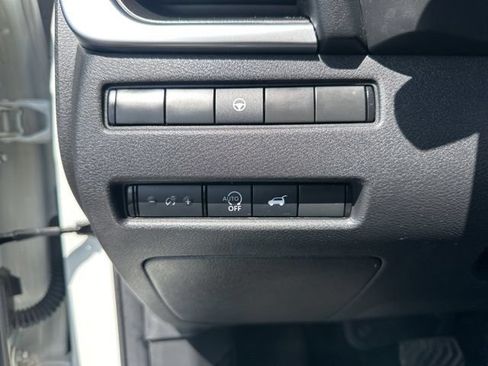 Used 2023 Nissan Rogue SV w/ SV Premium B Package AWD/4WD image 13