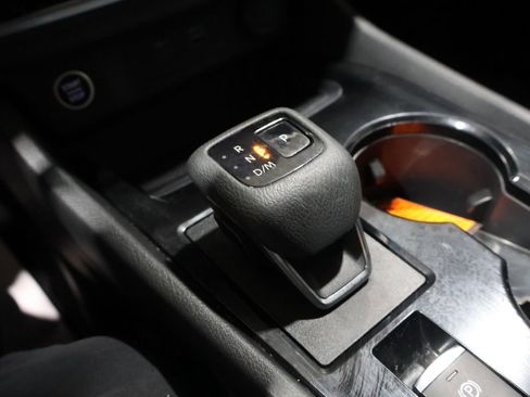 Used 2023 Nissan Rogue SV w/ SV Premium B Package image 31