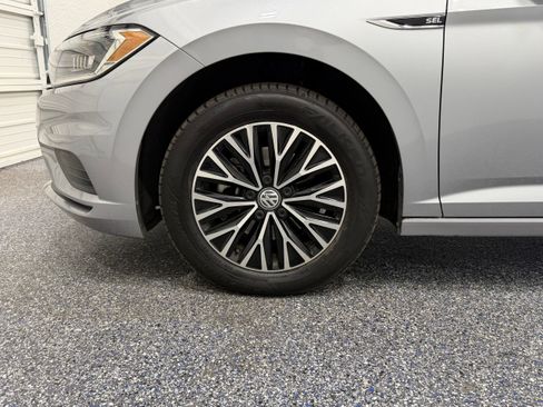 Used 2019 Volkswagen Jetta SEL FWD image 11