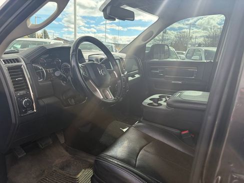 Used 2018 RAM 2500 Laramie w/ Sport Appearance Group image 4