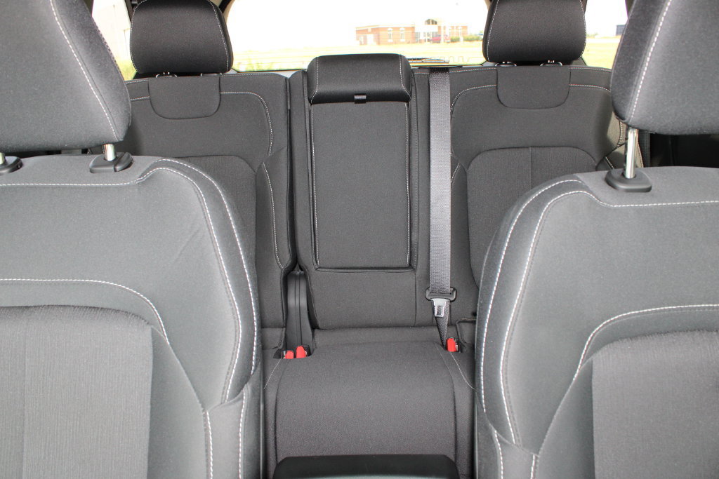 Used 2025 Jeep Grand Cherokee Laredo X RWD image 15