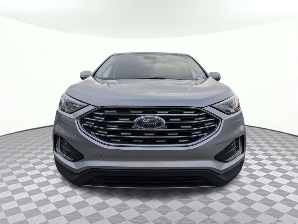 Certified 2024 Ford Edge Titanium AWD/4WD image 8