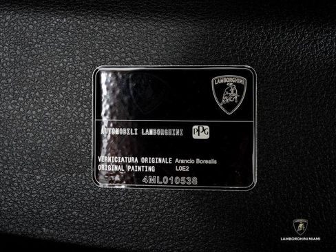 Used 2024 Lamborghini Urus S AWD/4WD image 13