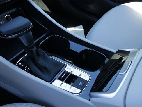 Used 2026 Hyundai Tucson SEL image 16