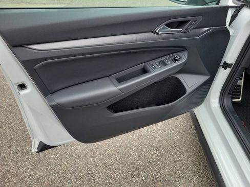 New 2026 Volkswagen GTI SE image 32