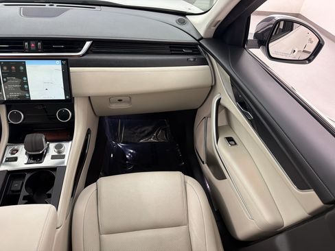 Used 2023 Jaguar F-PACE S AWD/4WD image 31