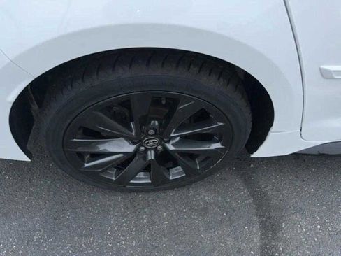 Used 2024 Toyota Corolla SE image 18