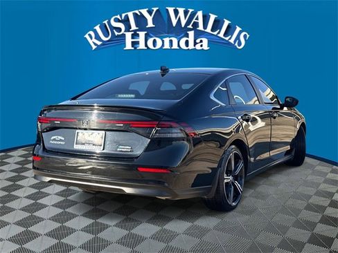 Used 2024 Honda Accord Sport image 2