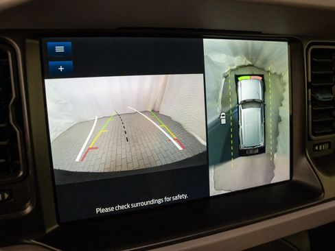 Used 2022 Ford Bronco Wildtrak image 14