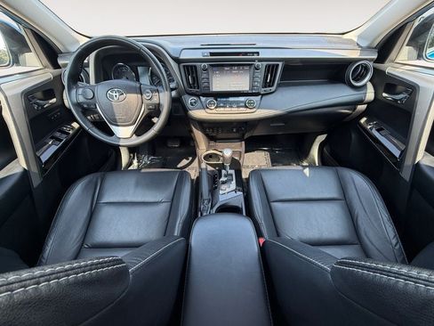 Used 2018 Toyota RAV4 Limited AWD/4WD image 11