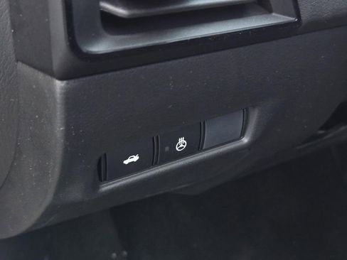 New 2026 Nissan Sentra SV w/ SV Convenience Package FWD image 17