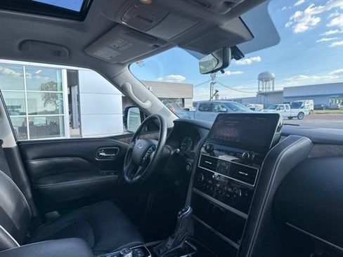 Used 2023 INFINITI QX80 Premium Select w/ Cargo Package AWD/4WD image 11