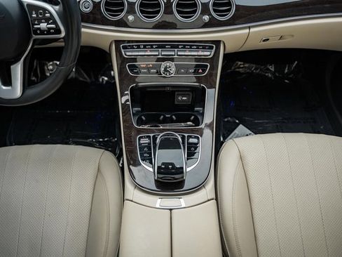 Used 2020 Mercedes-Benz E 450 4MATIC Sedan image 26