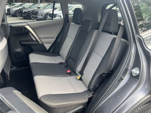 Used 2013 Toyota RAV4 LE AWD/4WD image 16