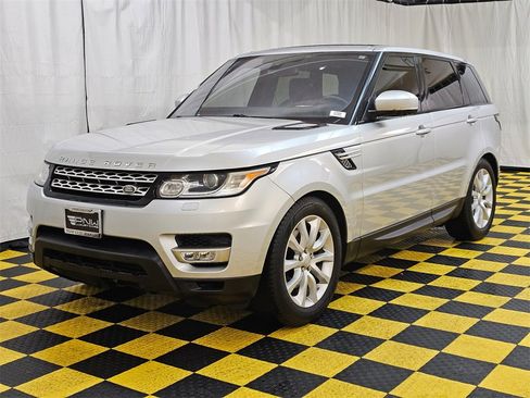 Used 2016 Land Rover Range Rover Sport HSE image 7