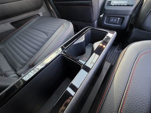 New 2026 Nissan Pathfinder SV image 13