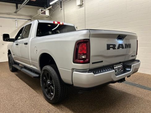 Used 2026 RAM 2500 Big Horn AWD/4WD image 4