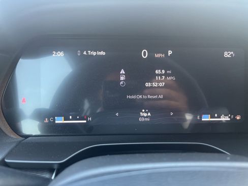 New 2025 Jeep Grand Cherokee Altitude image 48