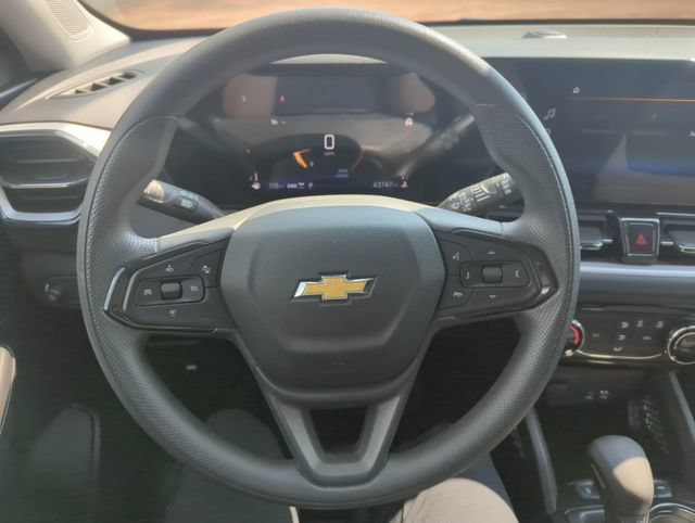Used 2025 Chevrolet TrailBlazer LT AWD/4WD image 21