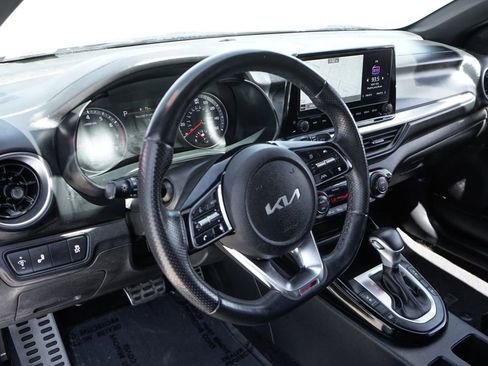 Used 2022 Kia Forte GT-Line w/ GT-Line Premium Package FWD image 18