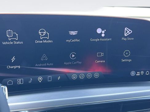 New 2026 Cadillac Lyriq V AWD/4WD image 17