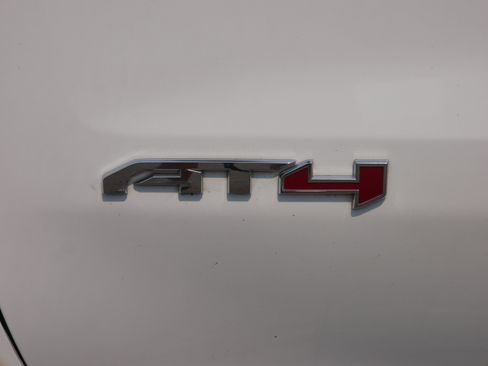 Used 2020 GMC Sierra 1500 AT4 w/ AT4 Premium Package image 18