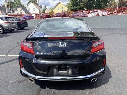 Used 2017 Honda Accord EX-L image 6