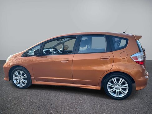 Used 2011 Honda Fit Sport image 4