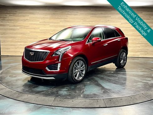 Used 2021 Cadillac XT5 Premium Luxury AWD/4WD image 5